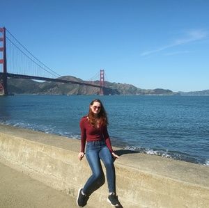 Meet your Posher, Tabitha